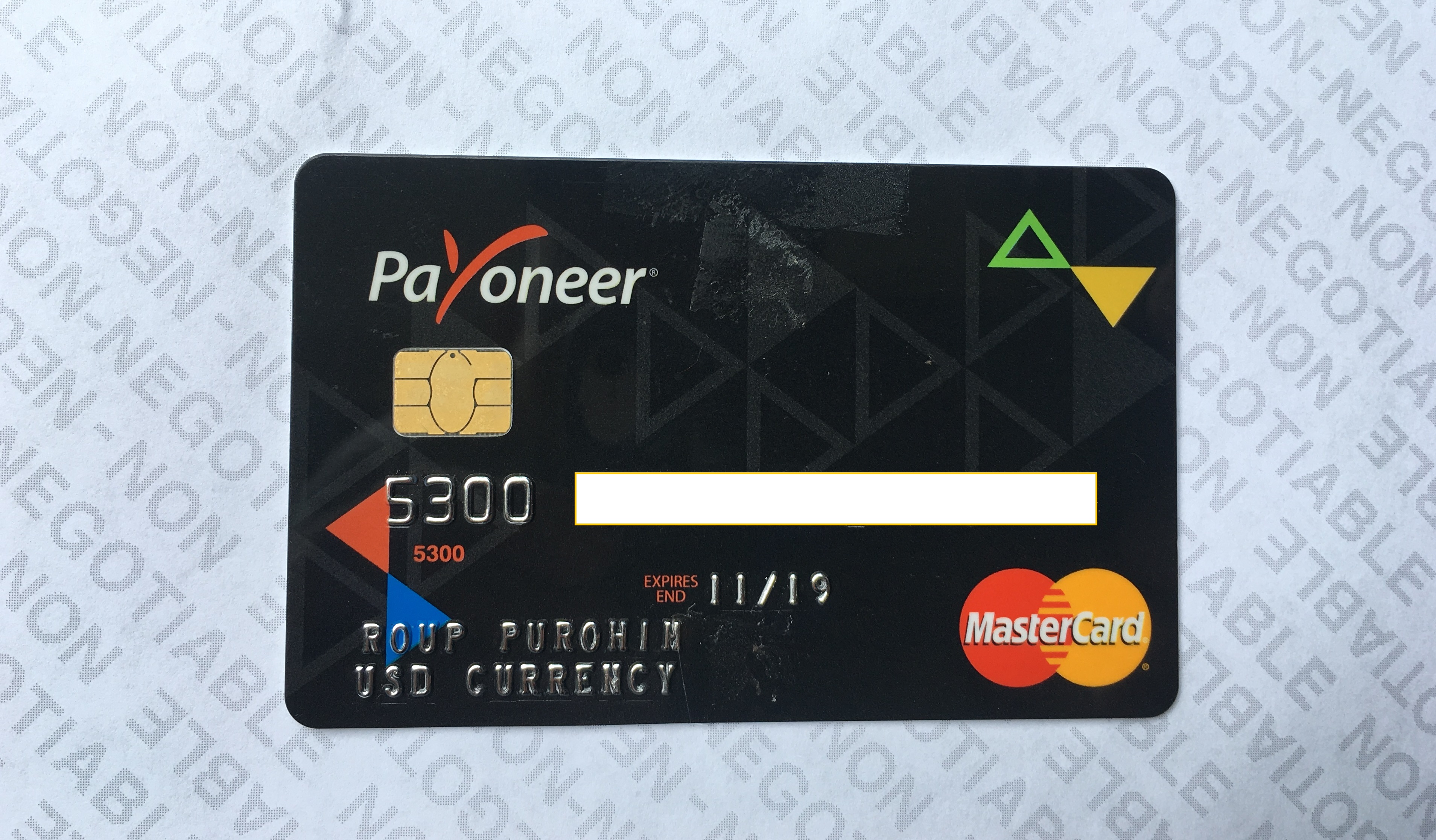 Payoneer card